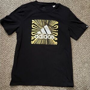 Adidas T-shirt